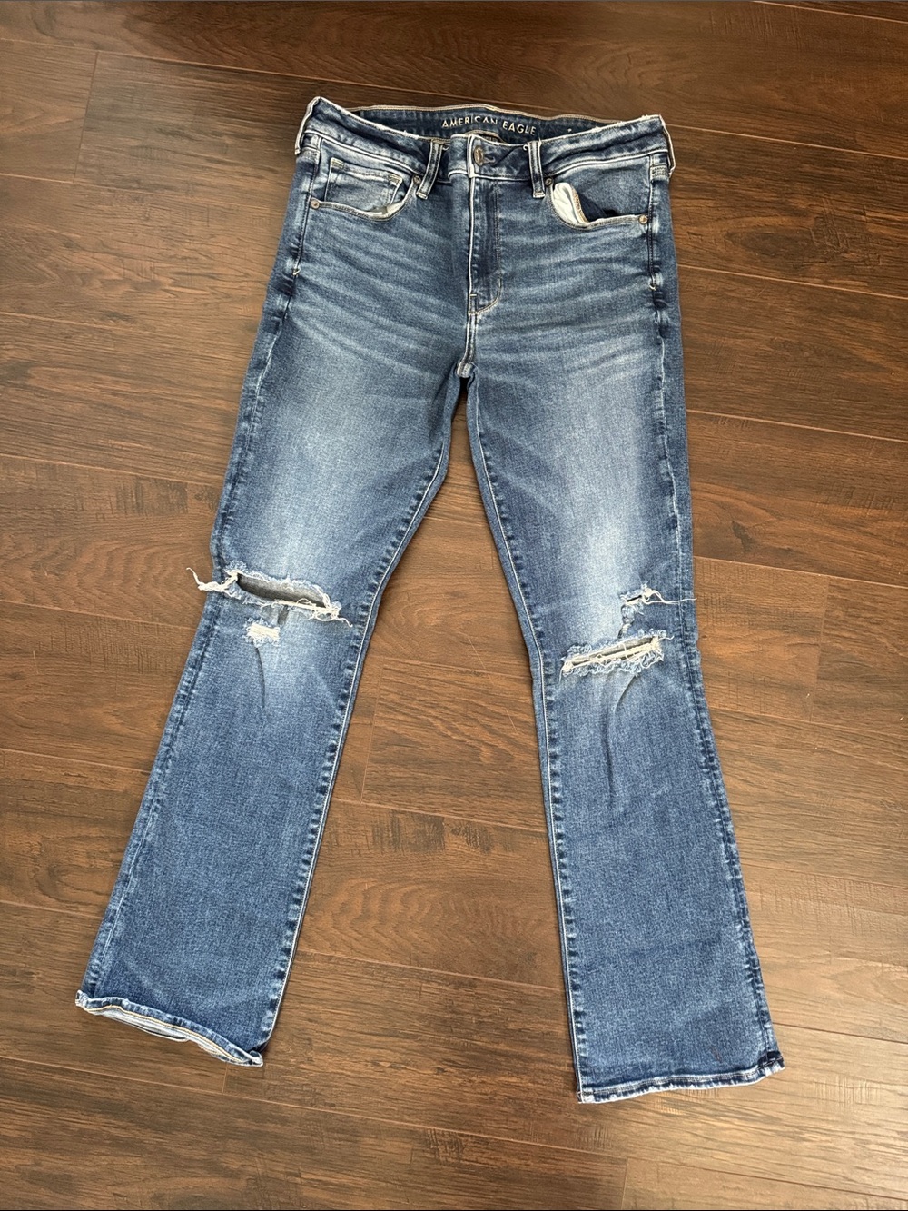 American Eagle Outfitters Distressed Super Stretch Skinny Kick Jeans